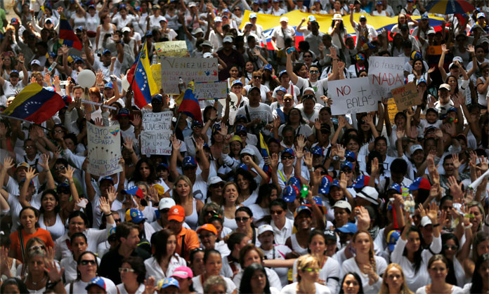 Crisis en Venezuela: el derecho a la información, cada vez más amenazado