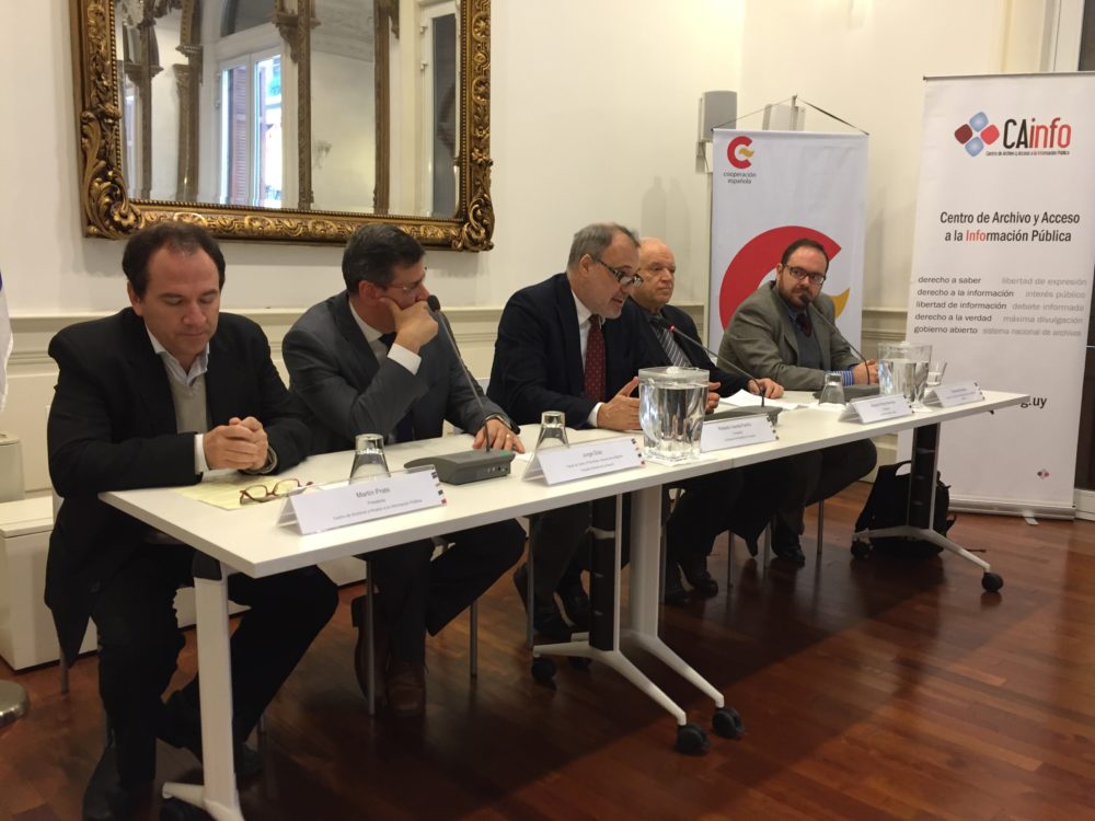 Operadores del sistema judicial y periodistas debatieron sobre libertad de expresión