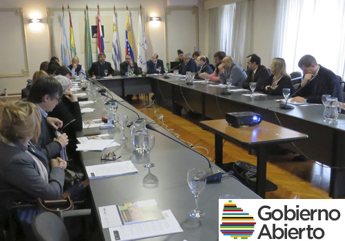 CAinfo participa en mesa de diálogo de Gobierno Abierto con propuestas para reformar ley de acceso